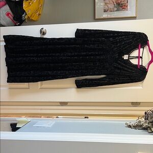 Knox Rose Black Velvet Maxi Dress